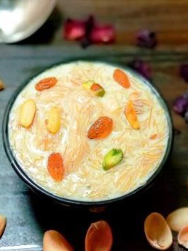 १० मिनिटांत झटपट बनवा शेवयाची खीर | sevai kheer recipe in marathi | सेवई खीर